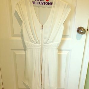 White boutique frontzip dress